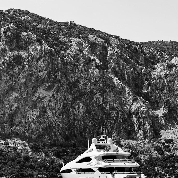 Corporate retreat on yacht